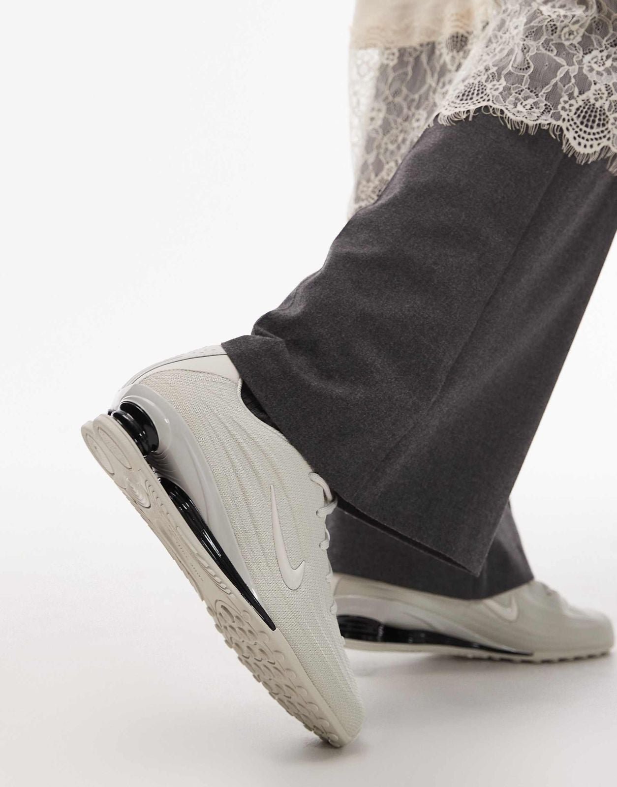 Nike Shox Z – Light Bone / Phantom