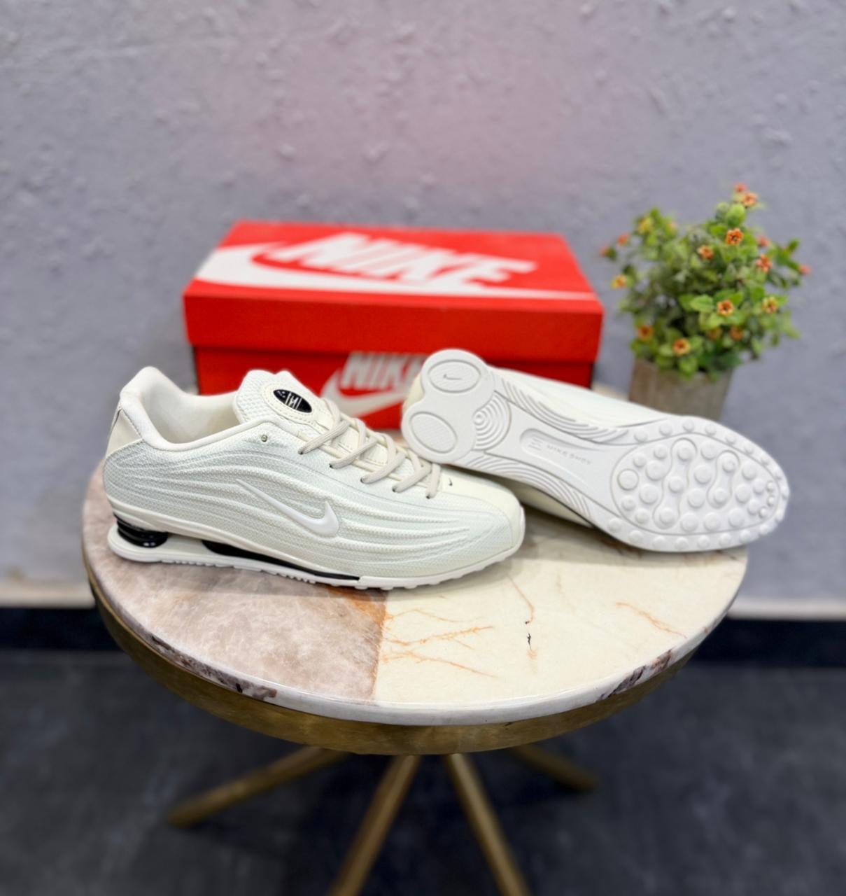 Nike Shox Z – Light Bone / Phantom