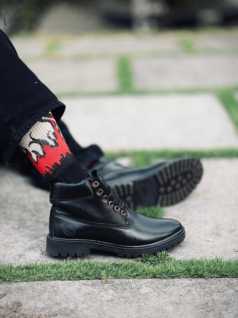 Classic Black Leather Boots – Premium Street Edition