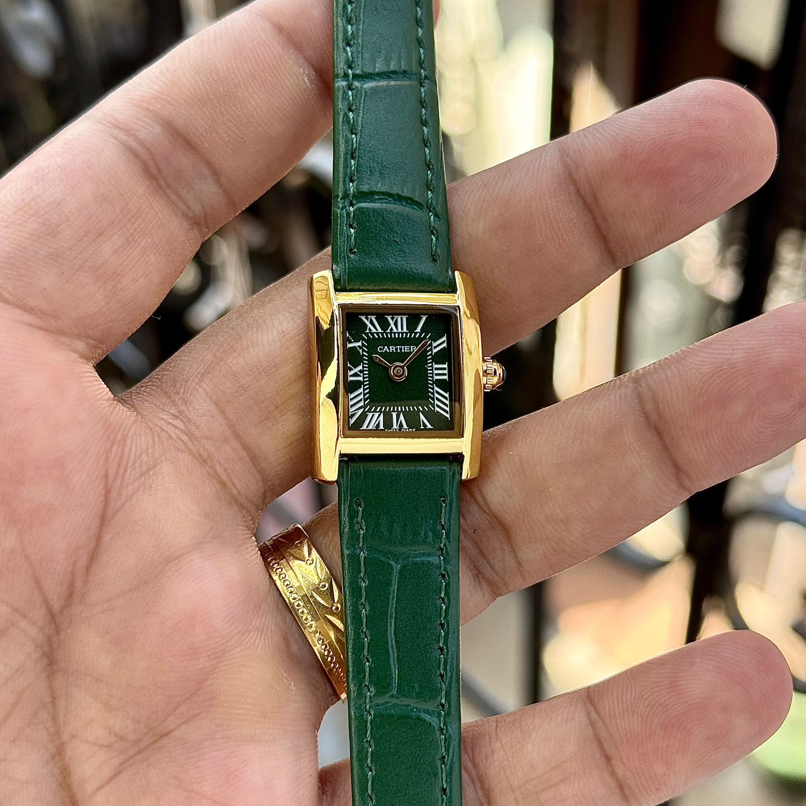 CARTIER TANK-STYLE ELEGANCE
