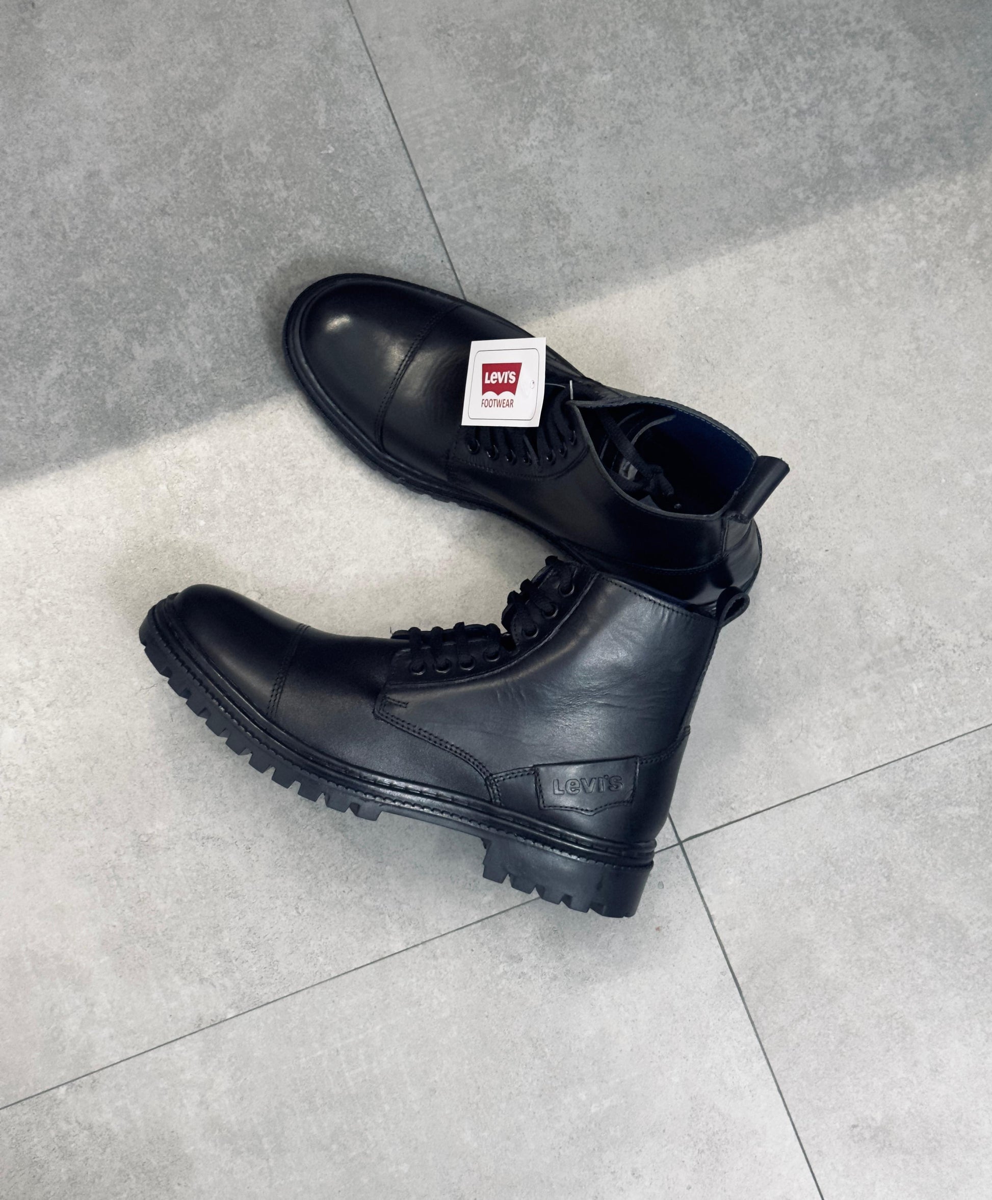 Levi’s Men’s Jax Lug Sole Combat Boots - Black Leather