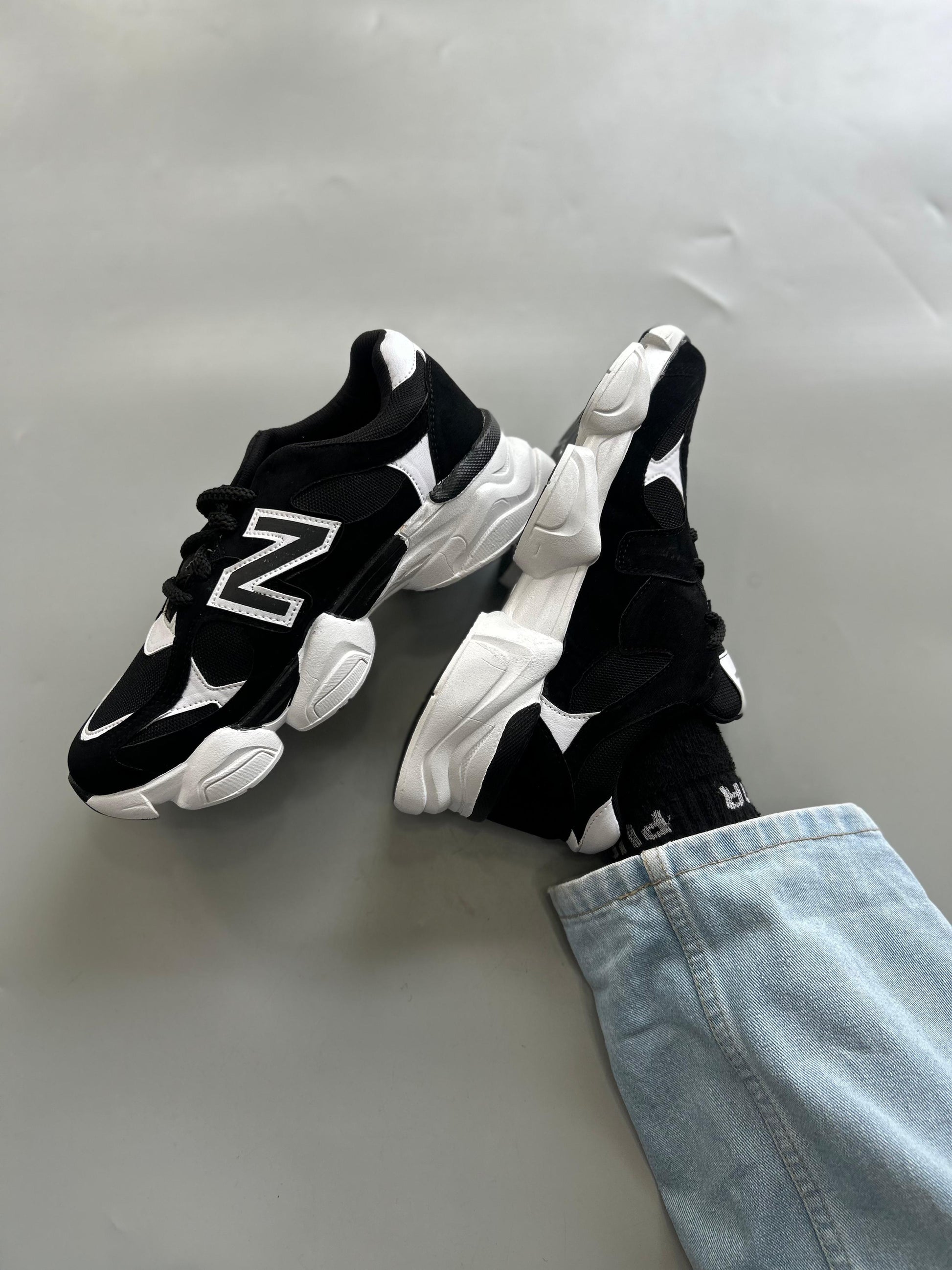 NEW BALANCE Shoes