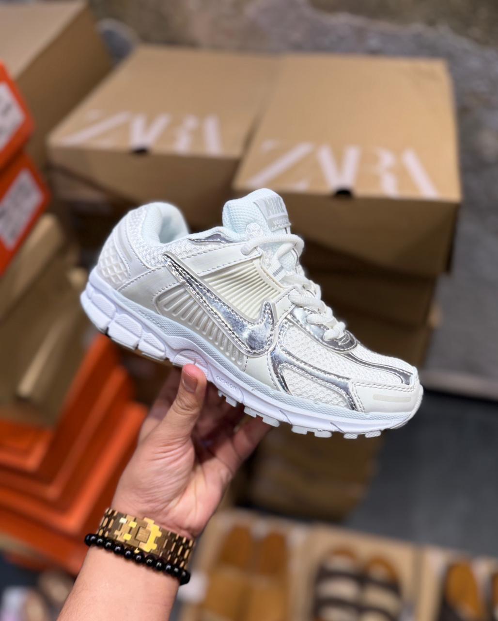 Nike Zoom Vomero 5 "Chrome Toe" – White / Metallic Silver