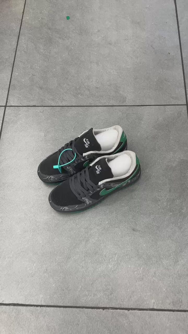 Nike Air SB Low – Black &amp; Green Edition