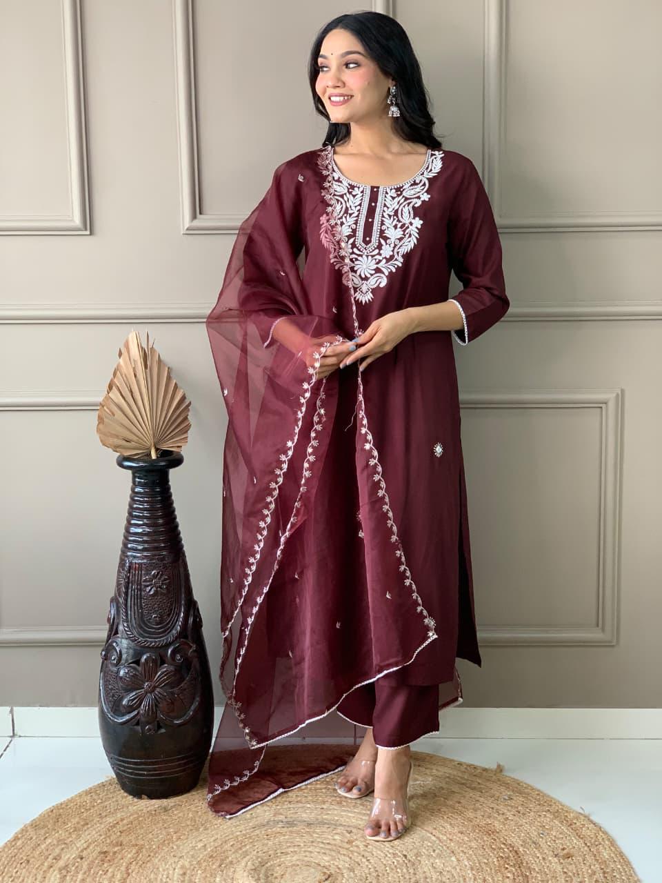 Kurti With Organza  Dupatta And Pant