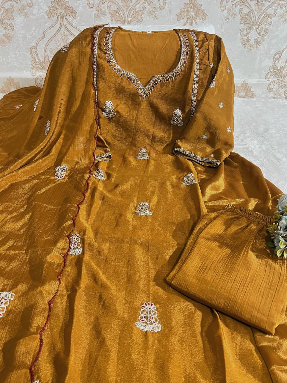Kurti Pant Dupatta Set
